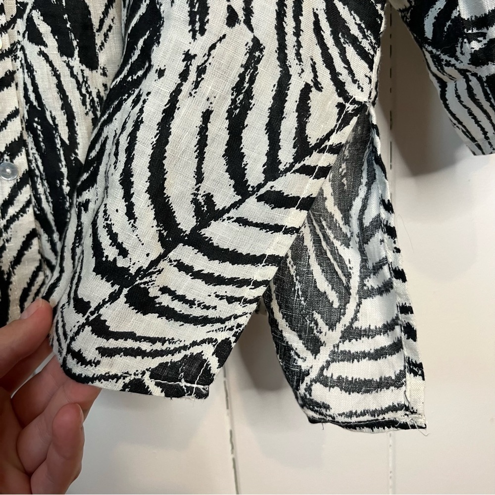 Cynthia Rowley 100% Linen Black and White Palm Print Tunic Top. Size 3X. - Picture 5 of 8